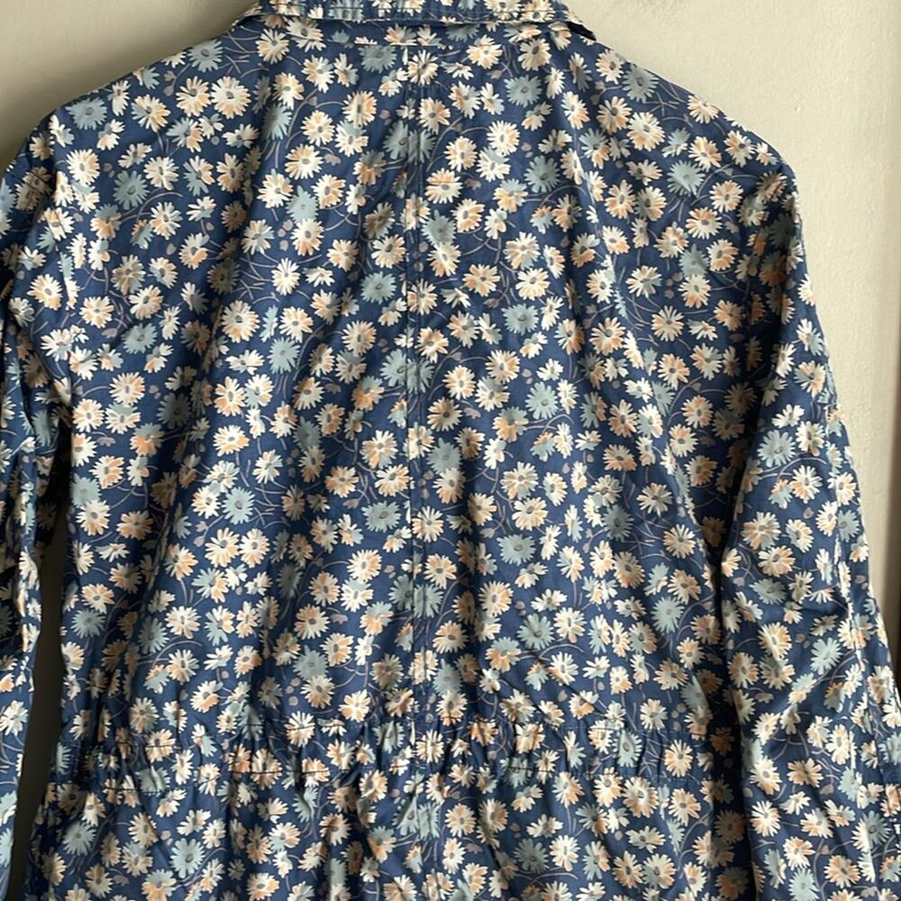 Madewell Ruffle-Neck Anorak Raincoat in French Floral - Picture 12 of 16